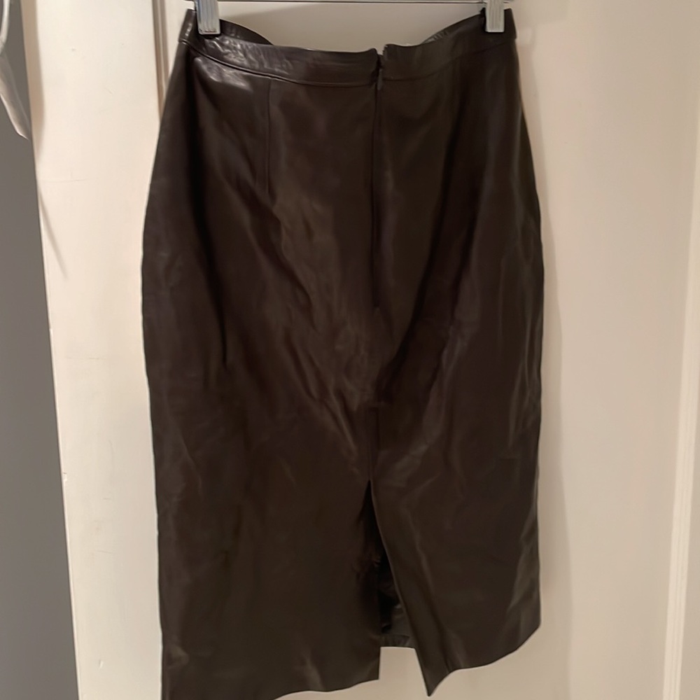 Art deco Givenchy lamb leather pencil skirt size 4 AS IS stains look at pic - Picture 7 of 7